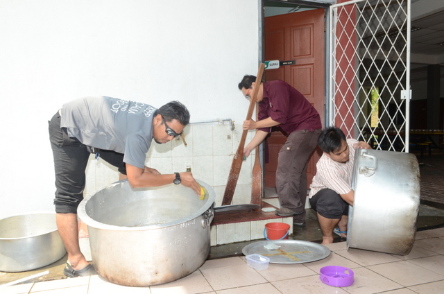 143 DSC 0989